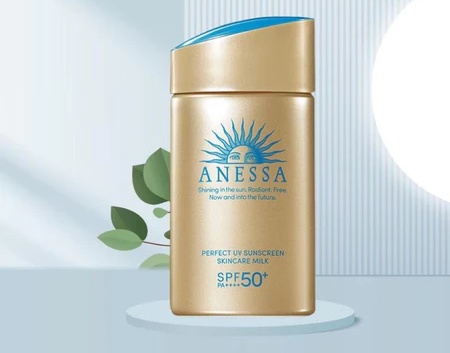 Bo Y te thu hoi, tieu huy nhieu loai kem chong nang pho bien hinh anh