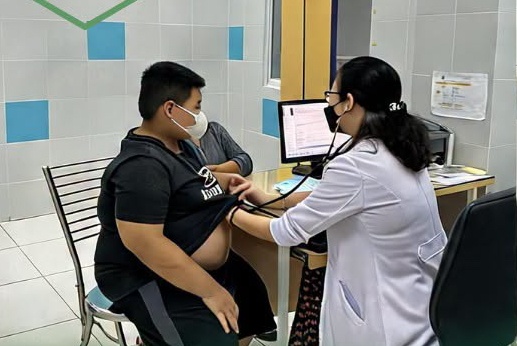 Bac si chi ro nhom tre de mac mo mau, de khang insulin nhat hinh anh