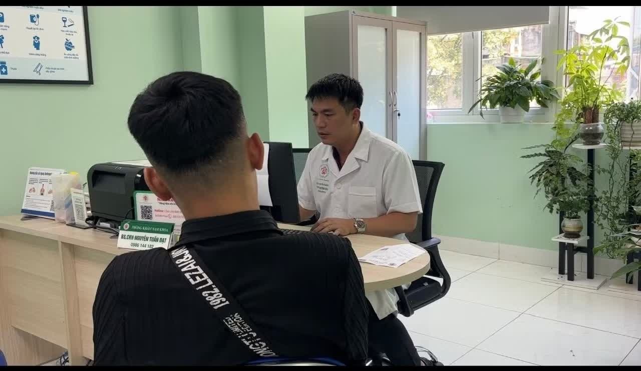 Man duc nam sau tuoi 40: Dung bo qua nhung dau hieu canh bao som hinh anh