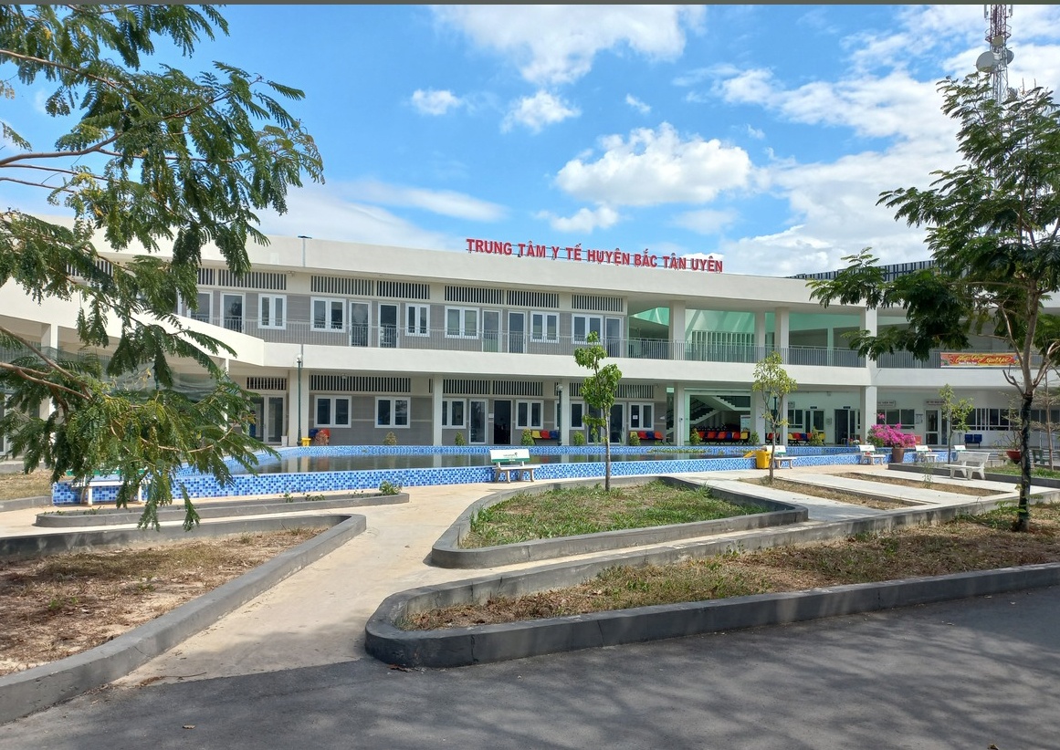 TP.HCM sap nhap mot trung tam y te vao Benh vien Da khoa Binh Duong hinh anh