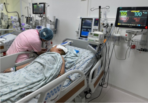 Bạn học dùng kéo đâm xuyên sọ khiến bé trai ở Tây Ninh nguy kịch