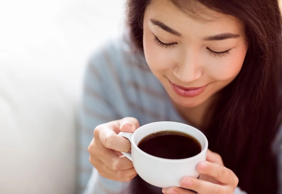 Mẹ cho con bú vẫn có thể uống cà phê, nhưng cần lưu ý điều này