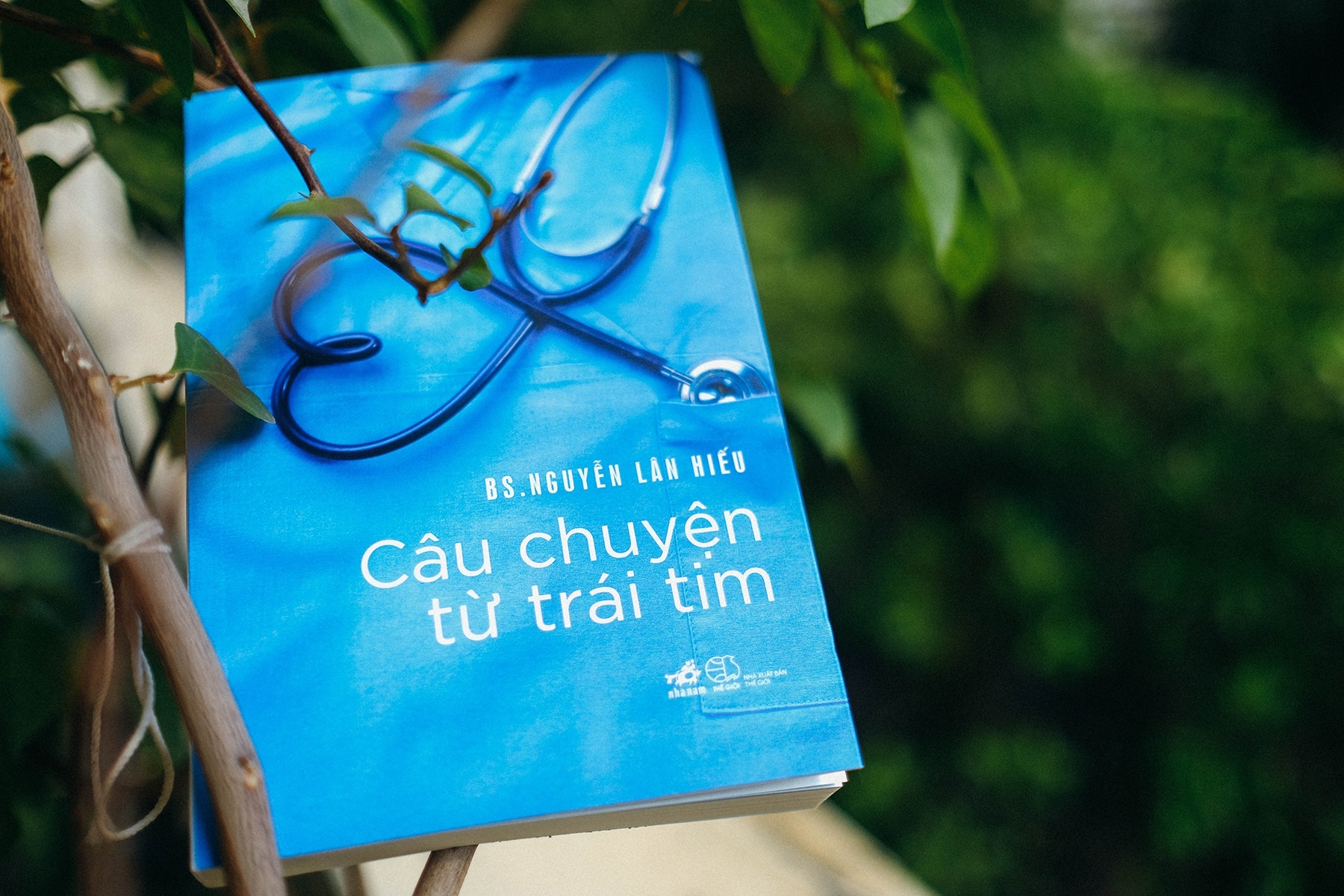 s&aacute;ch của b&aacute;c sĩ ảnh 3