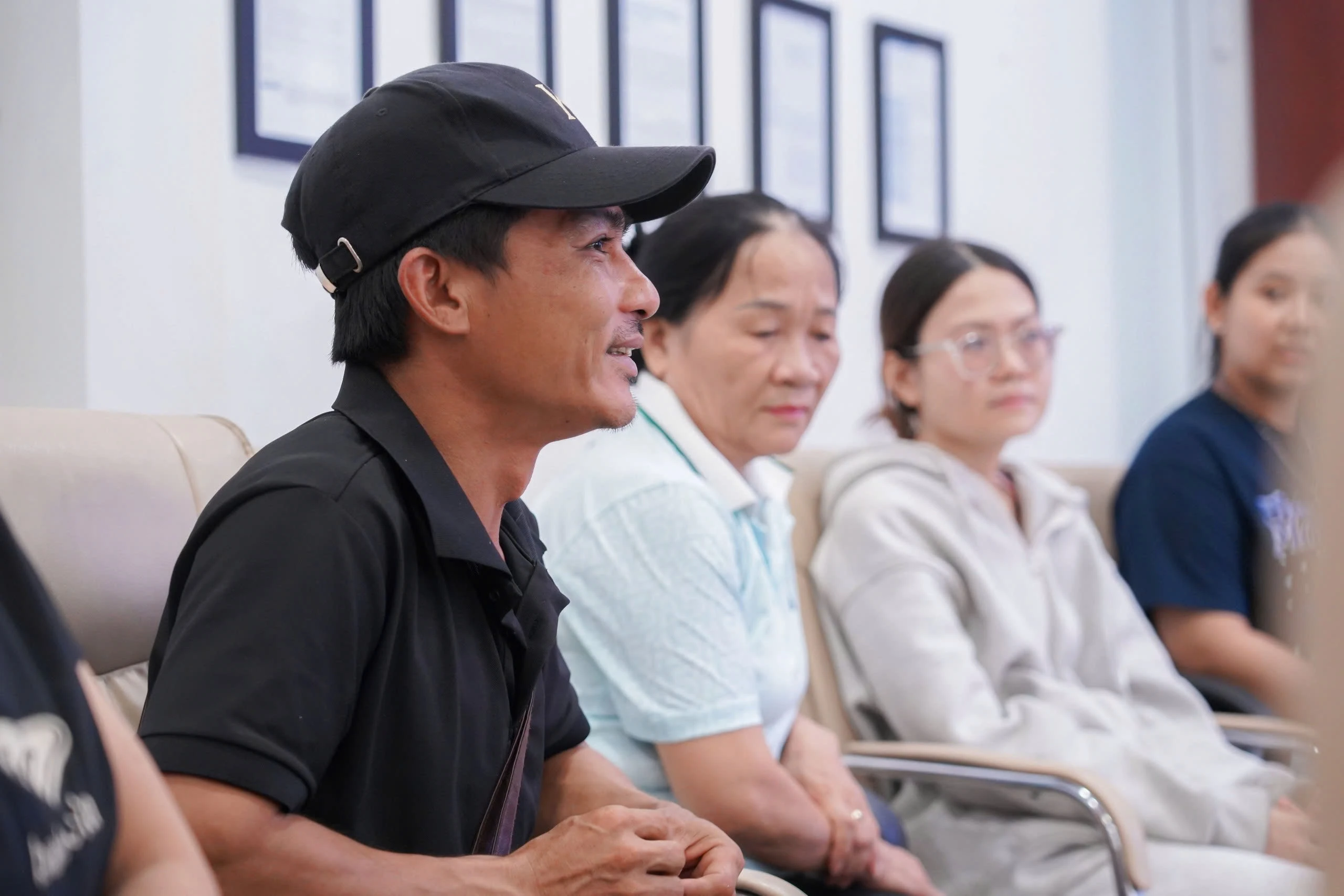Phía sau giường bệnh ung thư