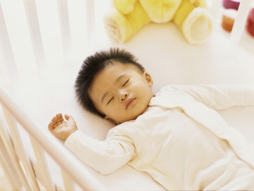 Trẻ sơ sinh ngủ bao nhiêu là đủ?