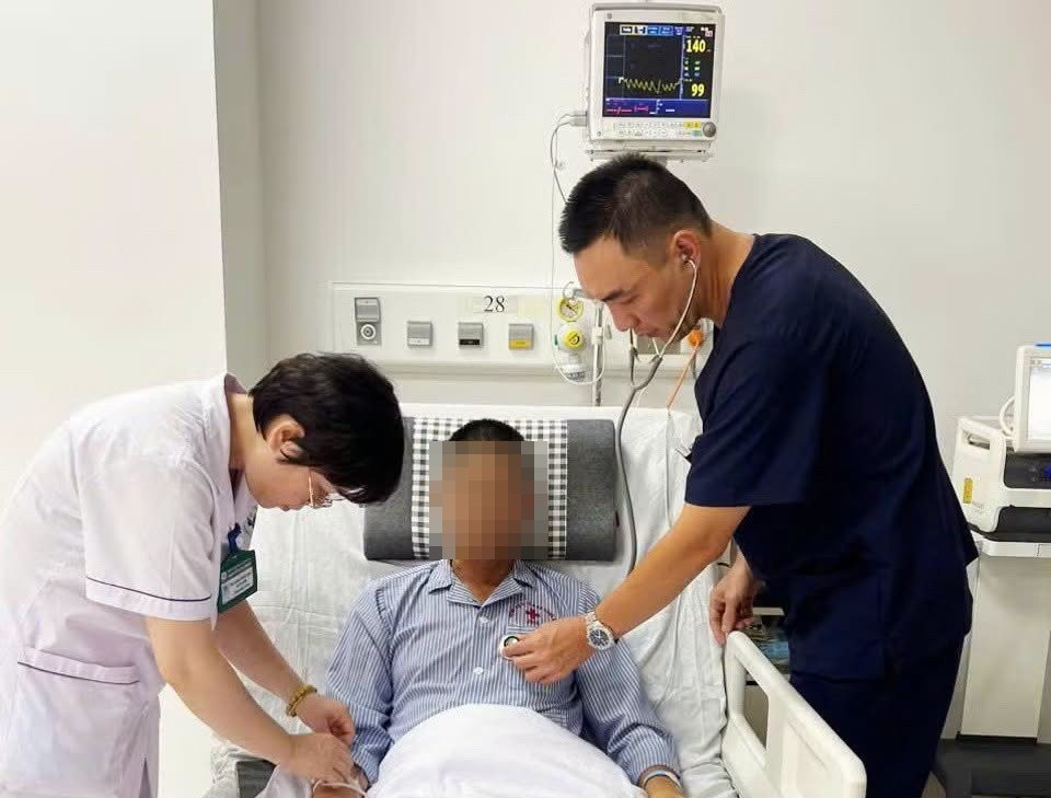 Người đàn ông 43 tuổi nguy kịch vì Covid-19