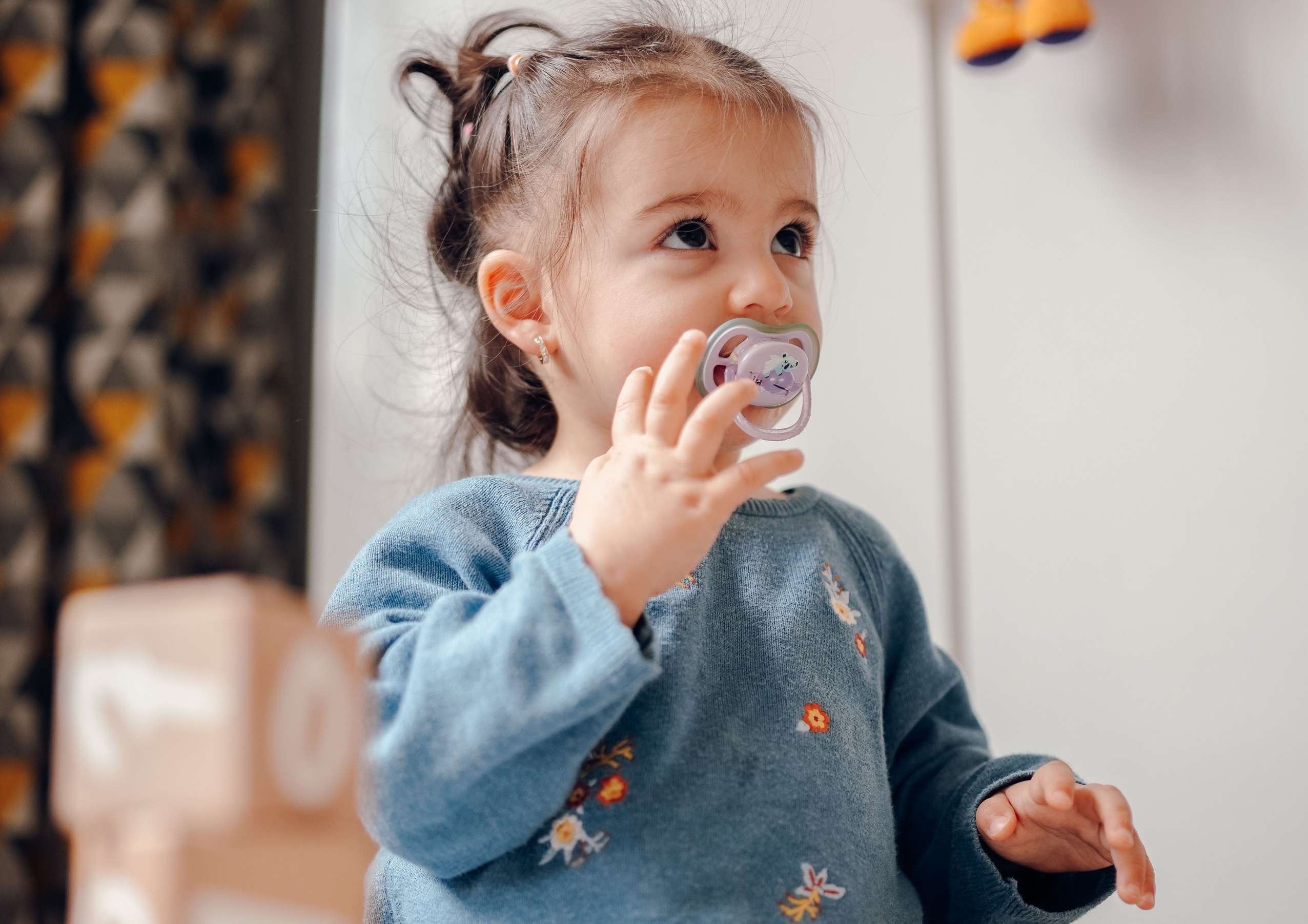 Mặt trái nguy hiểm của ti giả ít cha mẹ chú ý