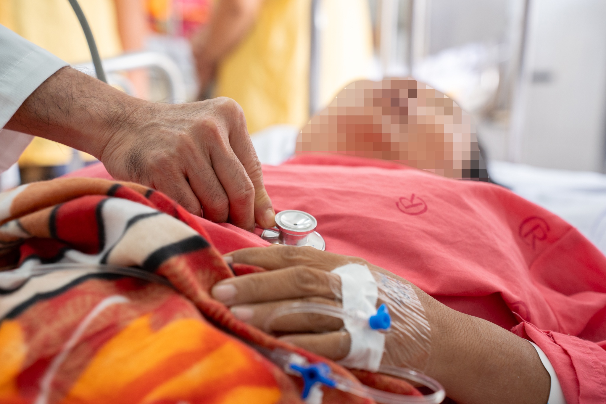 t&igrave;nh h&igrave;nh sức khỏe ảnh 1