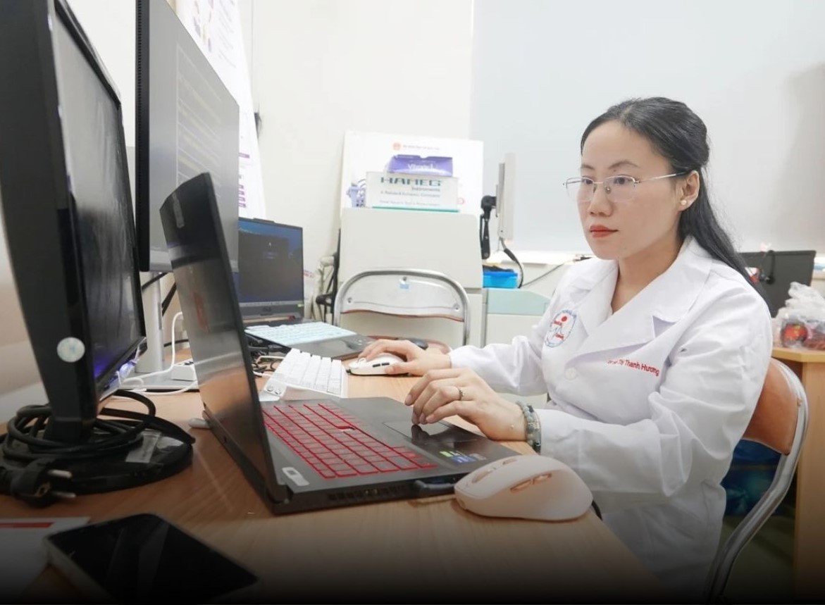 H&agrave; Thị Thanh Hương ảnh 2