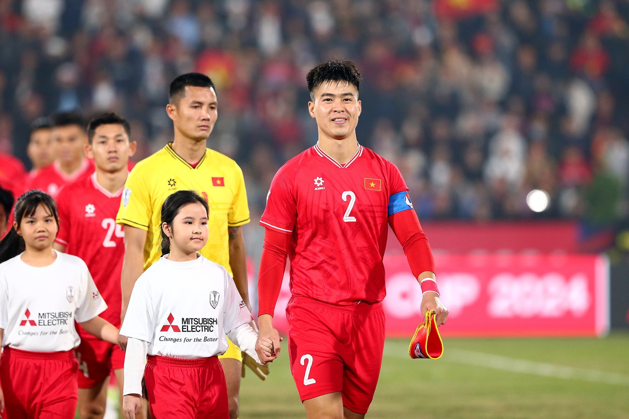 Duy Manh muon bong da Dong Nam A thoat khoi ‘vung trung’ hinh anh
