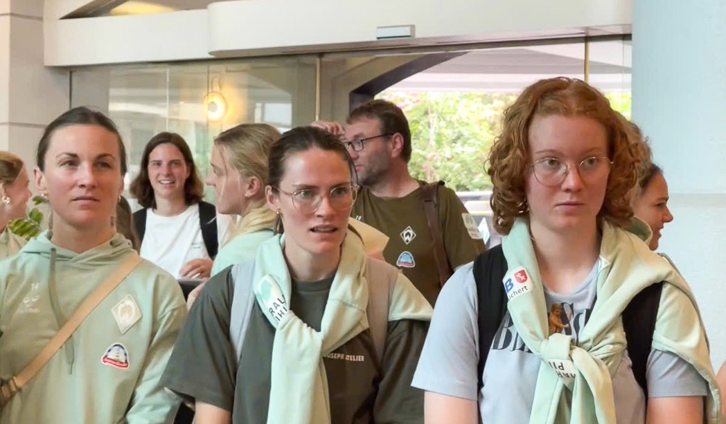 CLB nu Werder Bremen mang doi hinh manh nhat dau tuyen nu Viet Nam hinh anh