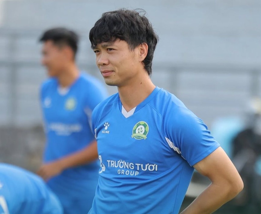 Cong Phuong tro lai tuyen Viet Nam hinh anh