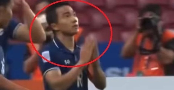 Chanathip dang clip sut tung luoi tuyen Viet Nam hinh anh