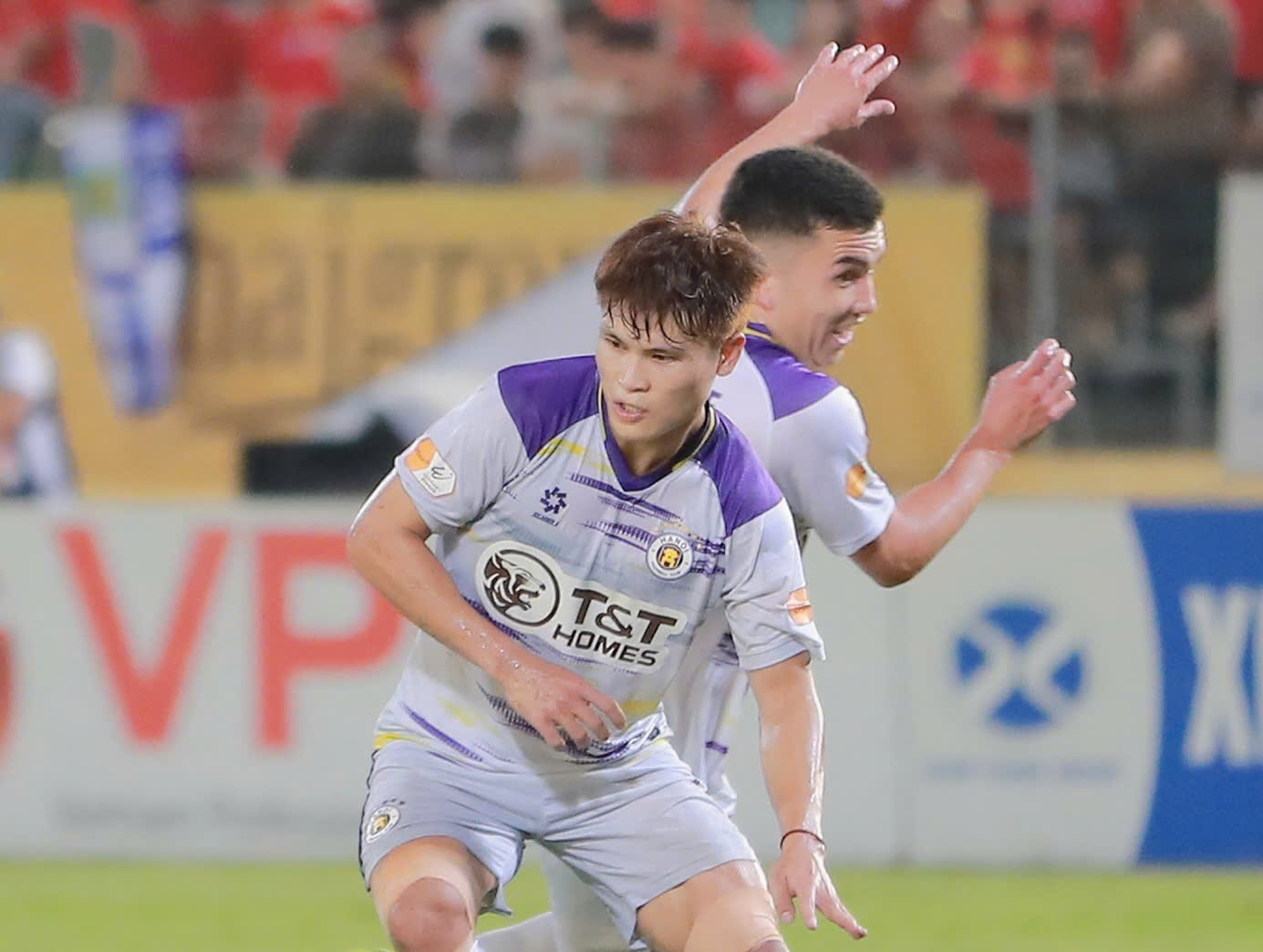 Tuan Hai giup Ha Noi can da vo dich som cua Nam Dinh hinh anh