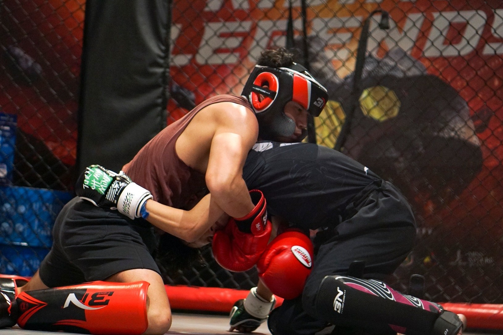 Hai ‘xe om cong nghe’ lam nong LION Championship 23 hinh anh