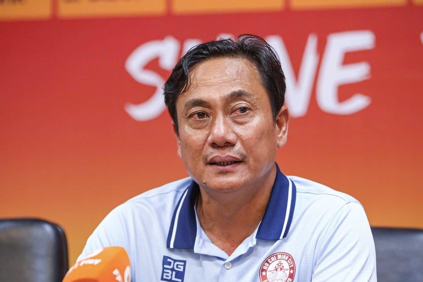 Bien dong nhan su o CLB TP.HCM hinh anh