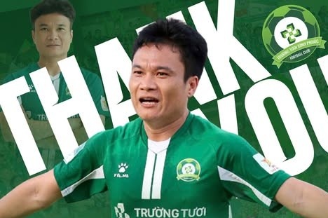 Doi bong cua Cong Phuong thanh ly nua doi hinh hinh anh