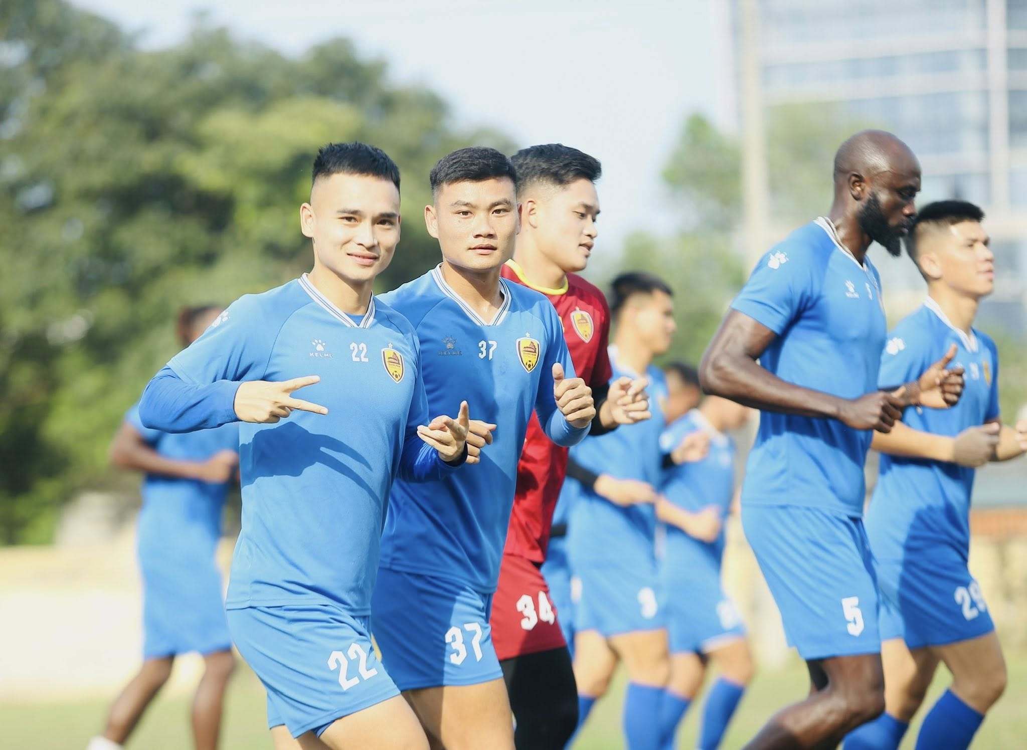 Dong thai moi nhat cua CLB Quang Nam hinh anh