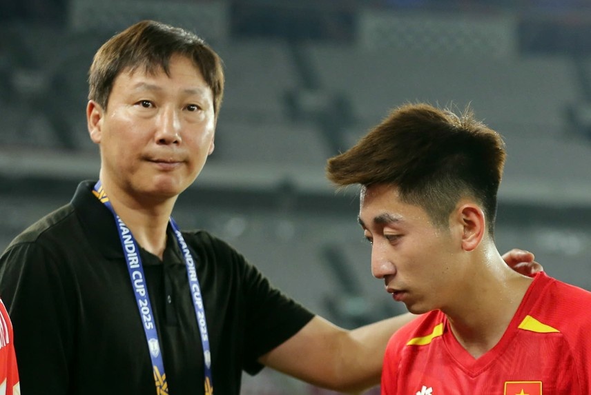 HLV Kim Sang-sik: ‘Dau U23 Philippines nhu tran chung ket’ hinh anh