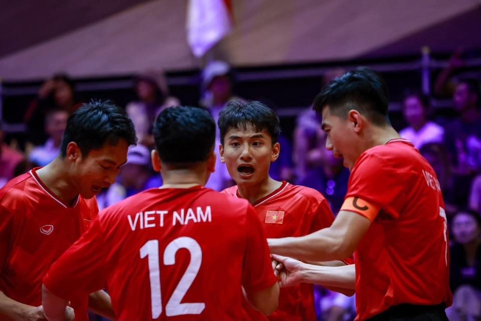 Hai doi tuyen cau may Viet Nam vao chung ket the gioi hinh anh