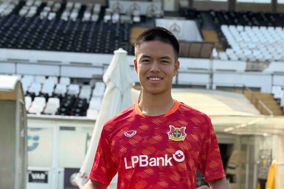 Ninh Binh FC kich hoat bom tan hinh anh