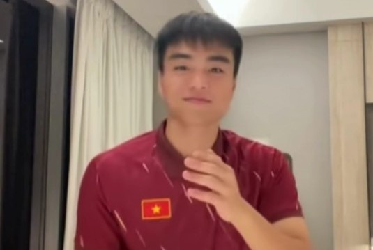 Cong Phuong tai hien dieu nhay 'aura farming' hinh anh