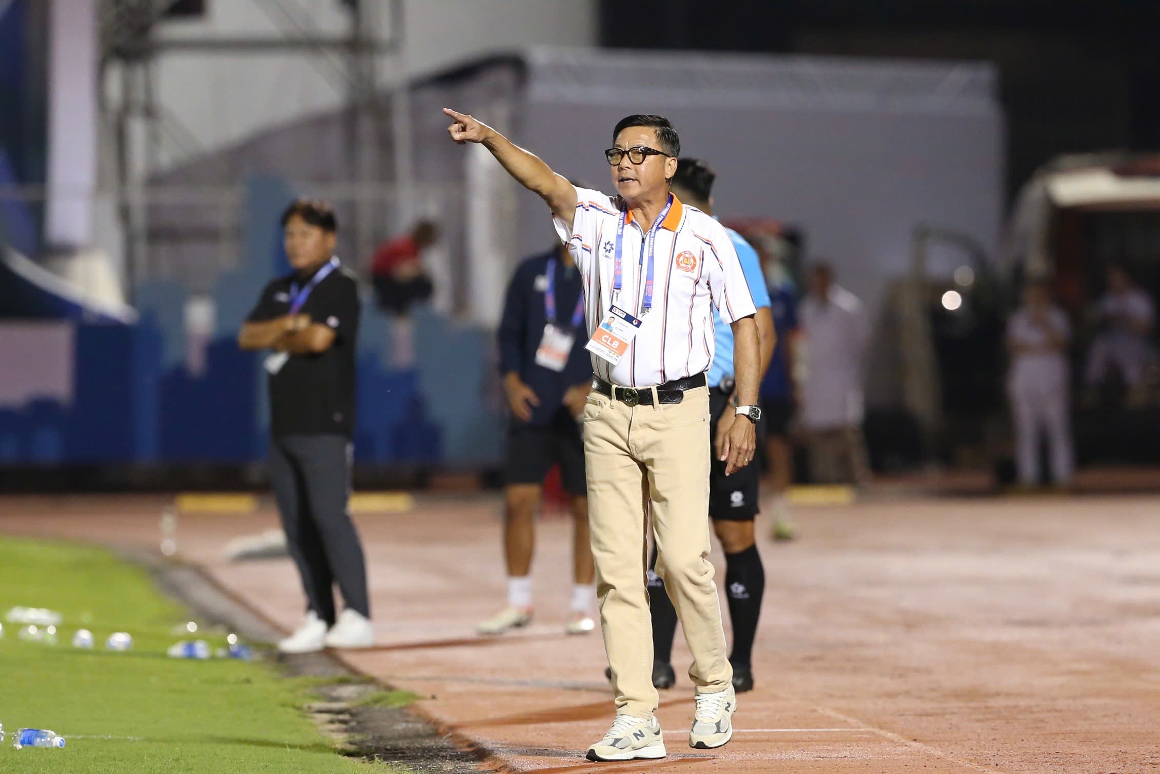 Huynh Duc ghi dau an o ngay khai mac V.League hinh anh