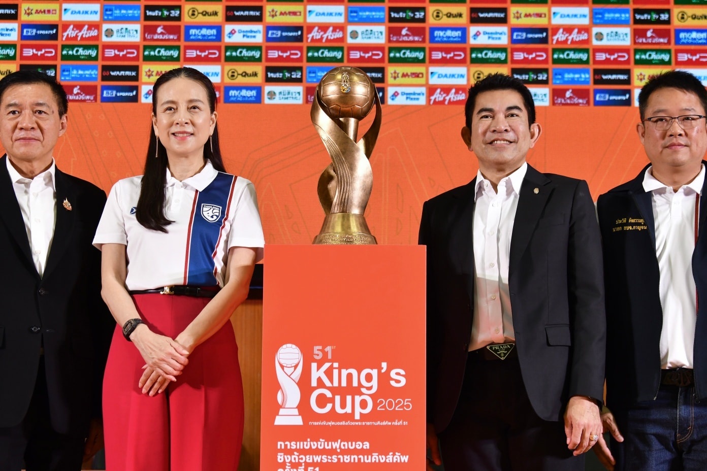 King's Cup cua Thai Lan duoc FIFA cong nhan hinh anh
