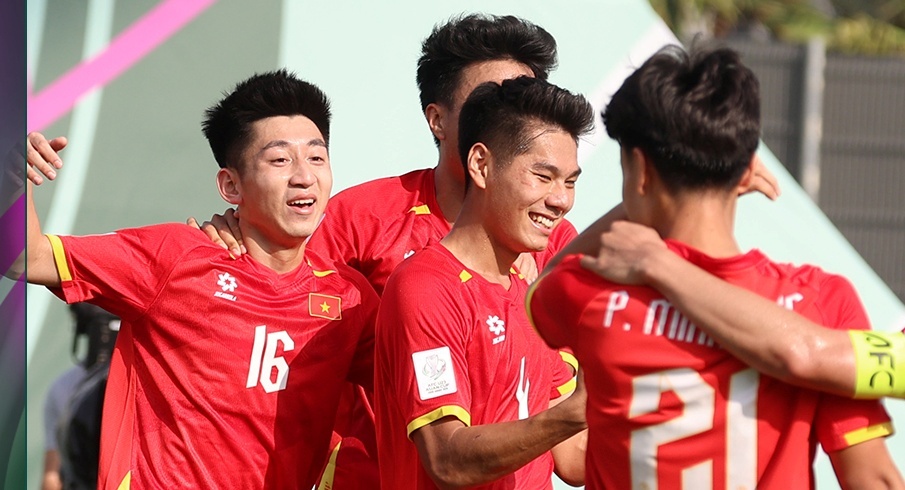 Gia tri doi hinh U23 Viet Nam hon gap doi Thai Lan o giai chau A hinh anh