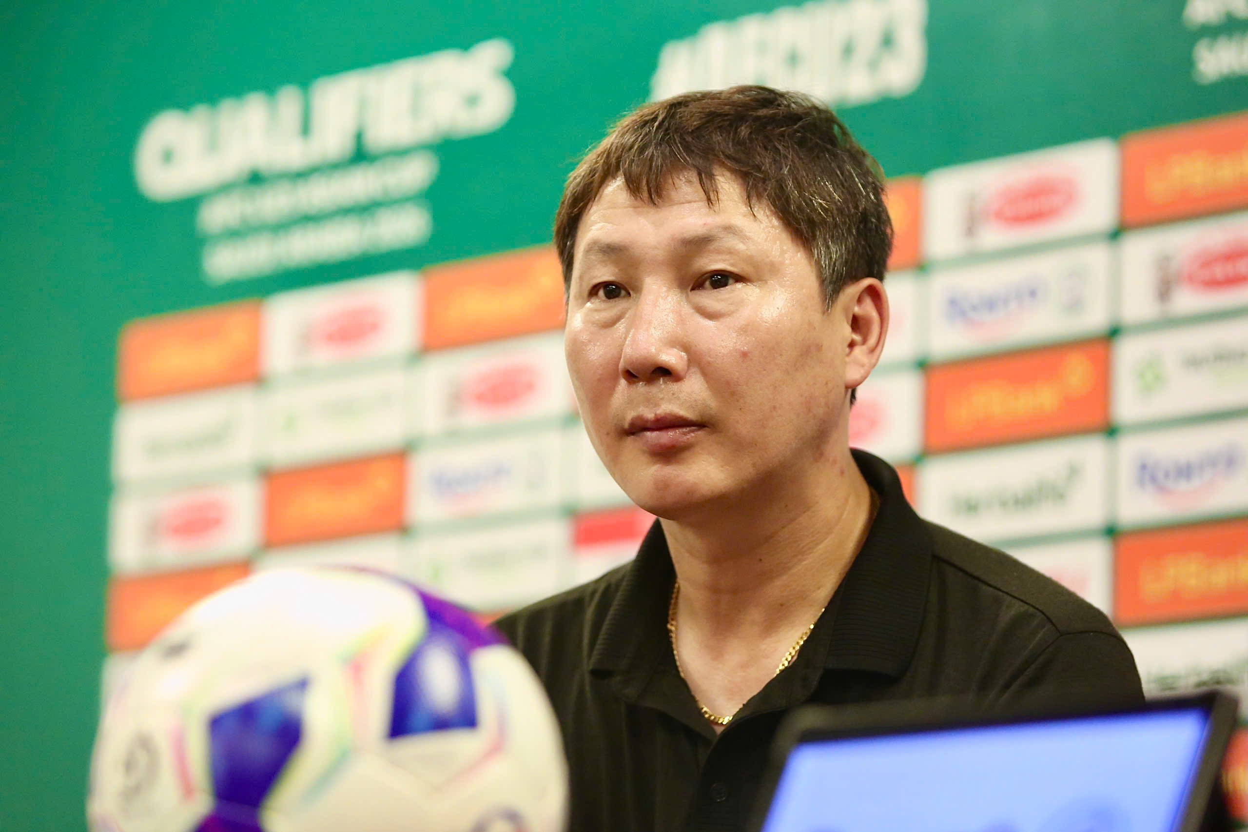 HLV Kim Sang-sik: ‘U23 Viet Nam khong may’ hinh anh