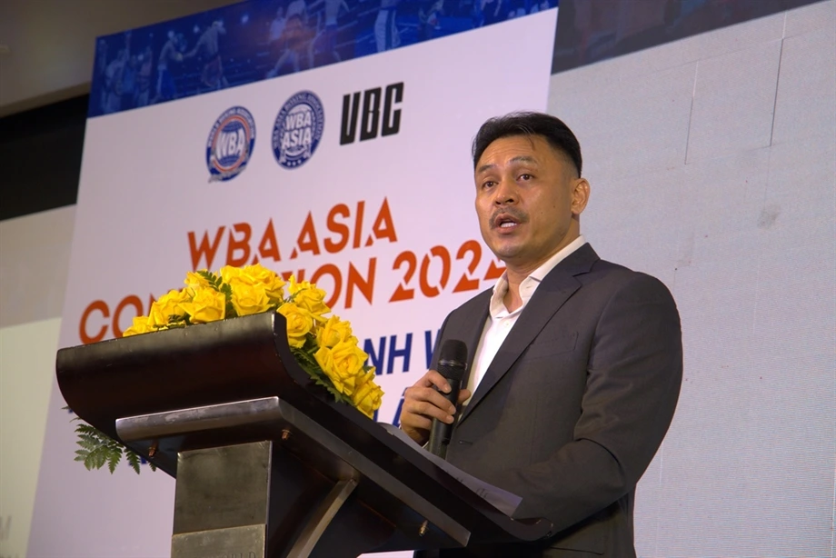 Lien doan quyen Anh phan hoi truoc tin Chu tich Luu Tu Bao bi bat hinh anh