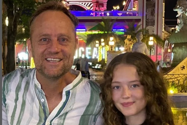 Con gai HLV Polking gay chu y hinh anh