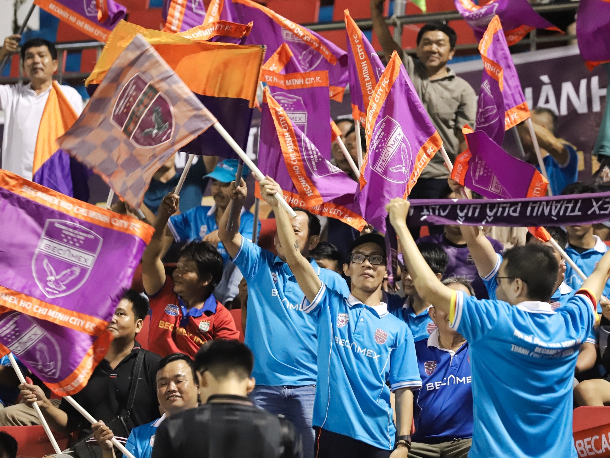 Becamex TP.HCM - bi kich voi giac mo hinh anh