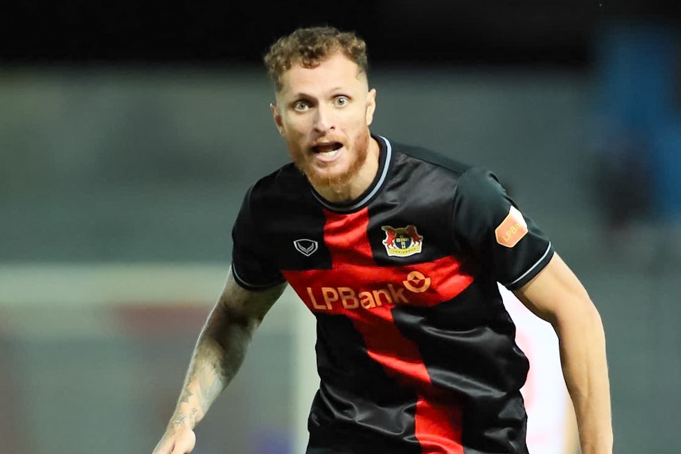 Them hai ngoai binh duoc HLV Kim Sang-sik de xuat nhap tich hinh anh