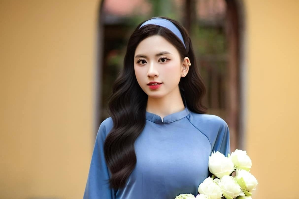 Ai nu xinh dep cua cuu tuyen thu Van Sy Thuy hinh anh