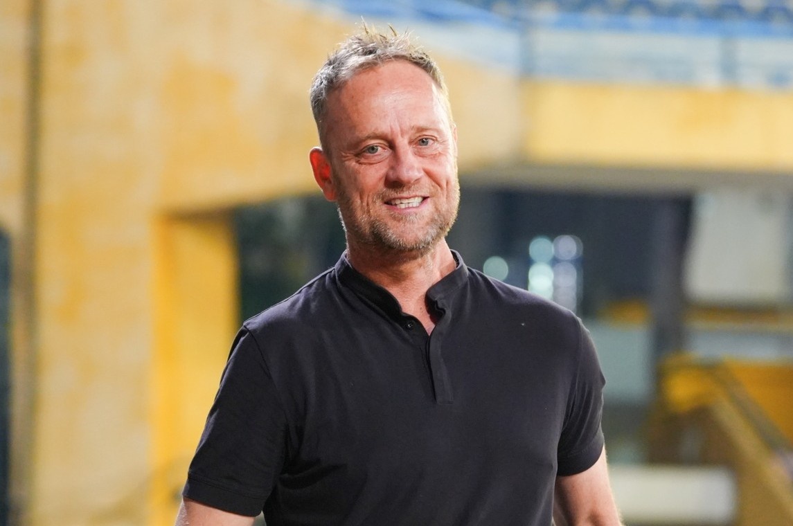 HLV Polking va Popov khong muon nhac toi trong tai hinh anh