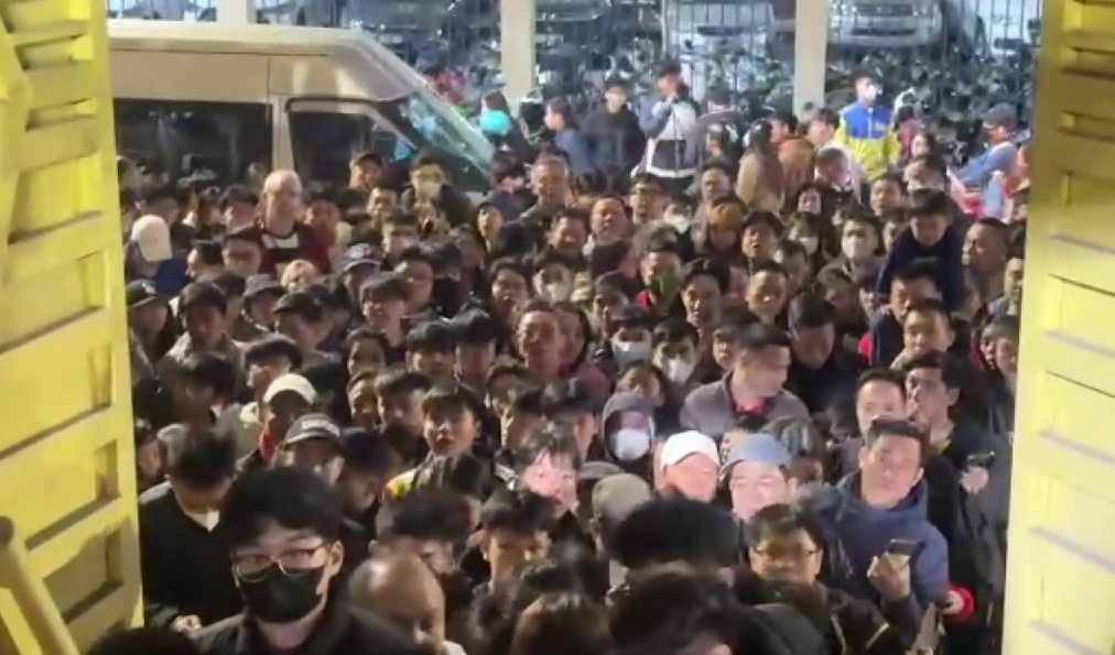 Hang Day 'vo san' vi hieu ung U23 Viet Nam hinh anh