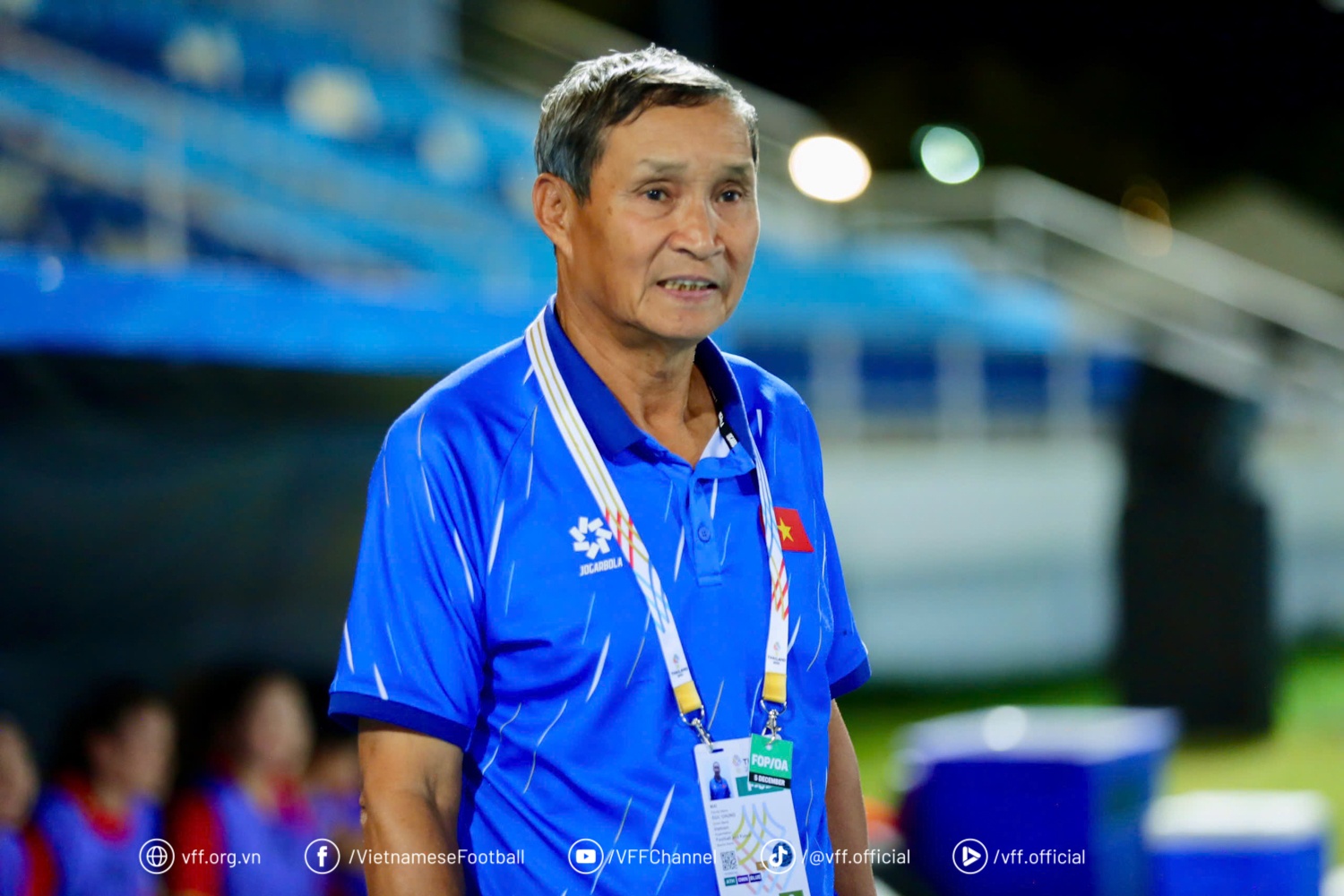 Tet xa nha dang nho nhat cua HLV Mai Duc Chung hinh anh