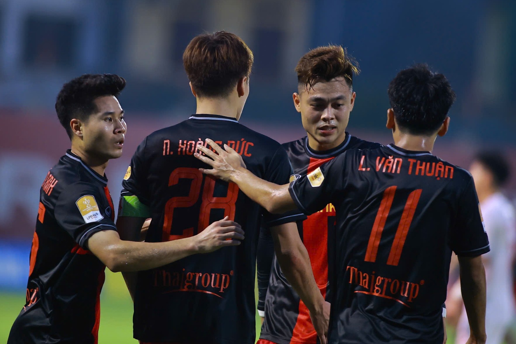 Hang thu manh nhat V.League vo vun o Ninh Binh hinh anh