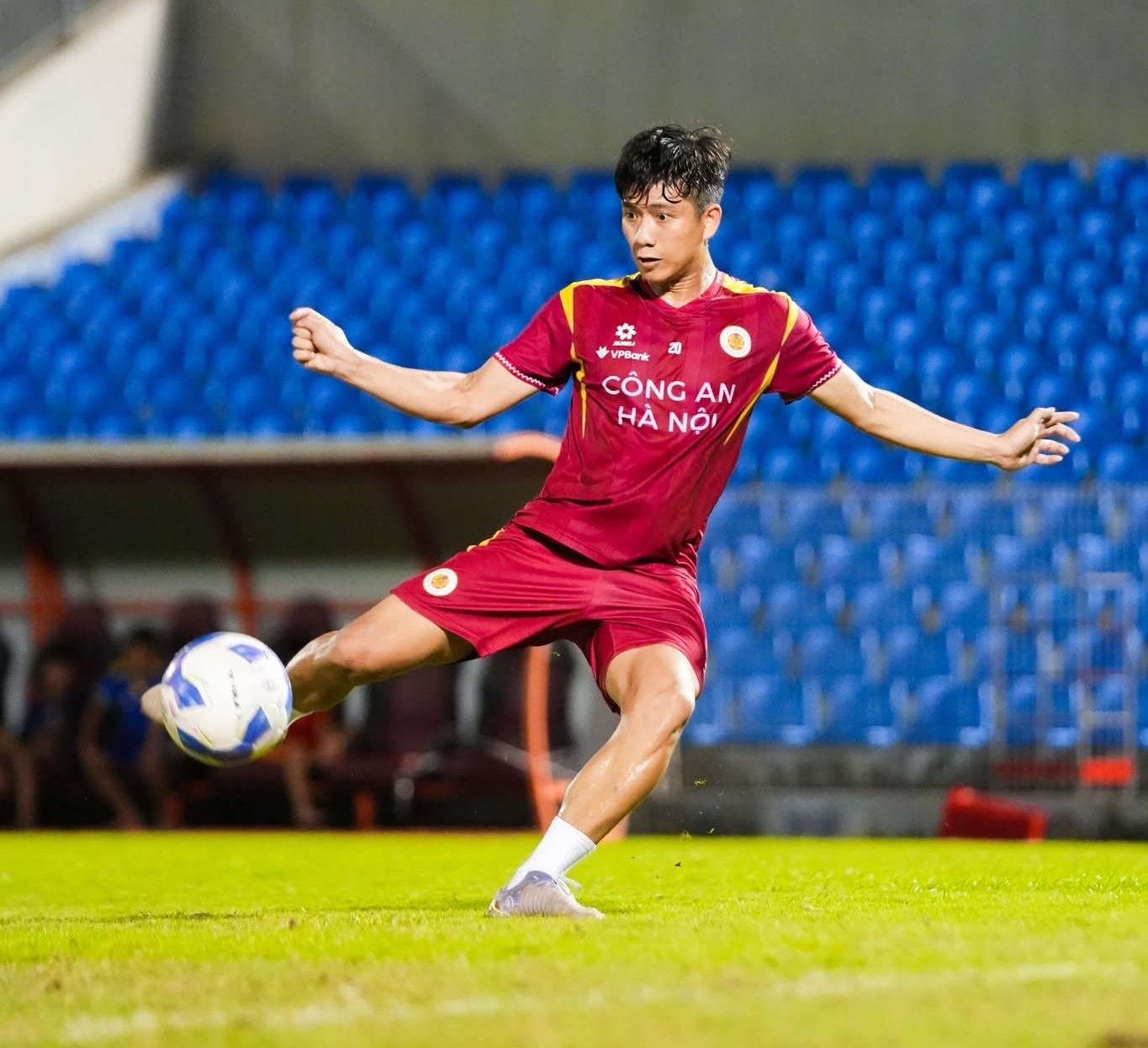 Phan Văn Đức ảnh 1