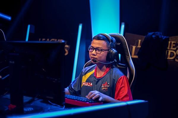 chan dung sofm anh 5