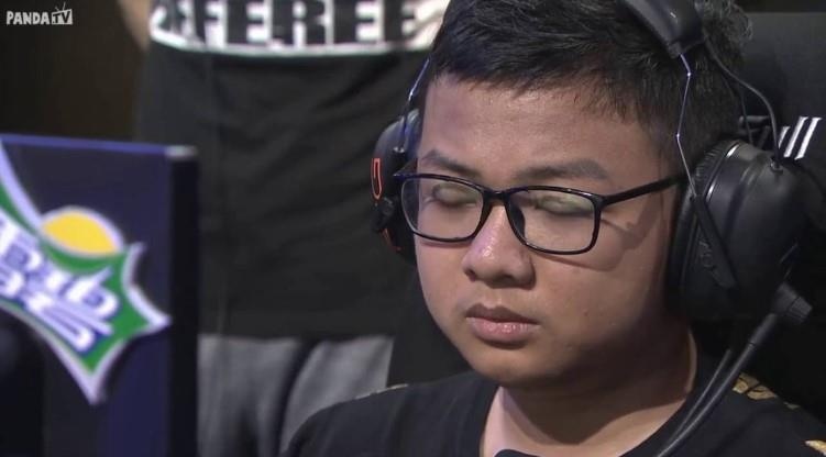 Thua bac nhuoc, SofM gap kho trong cuoc dua vao vong play-off hinh anh