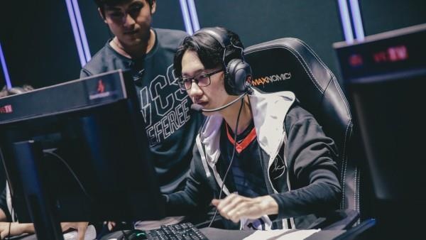 top 4 vcs lo dien anh 1