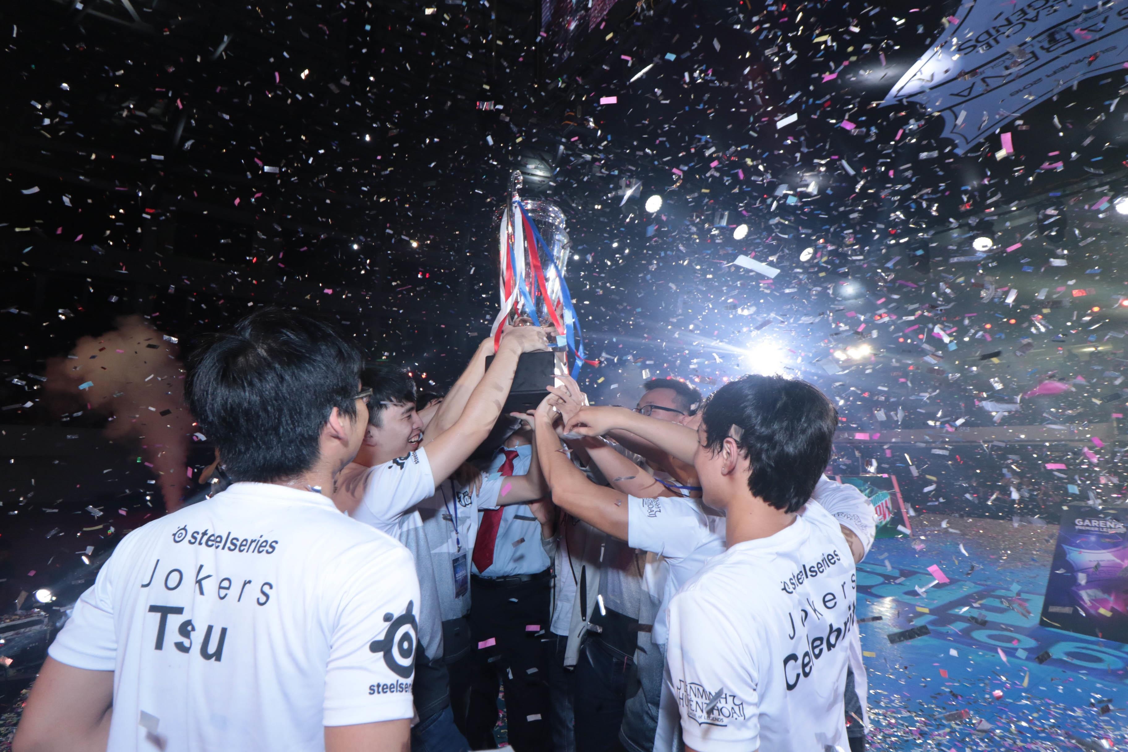 Hay nhin eSports de tha thu cho U18 VN sau tran thua Campuchia hinh anh