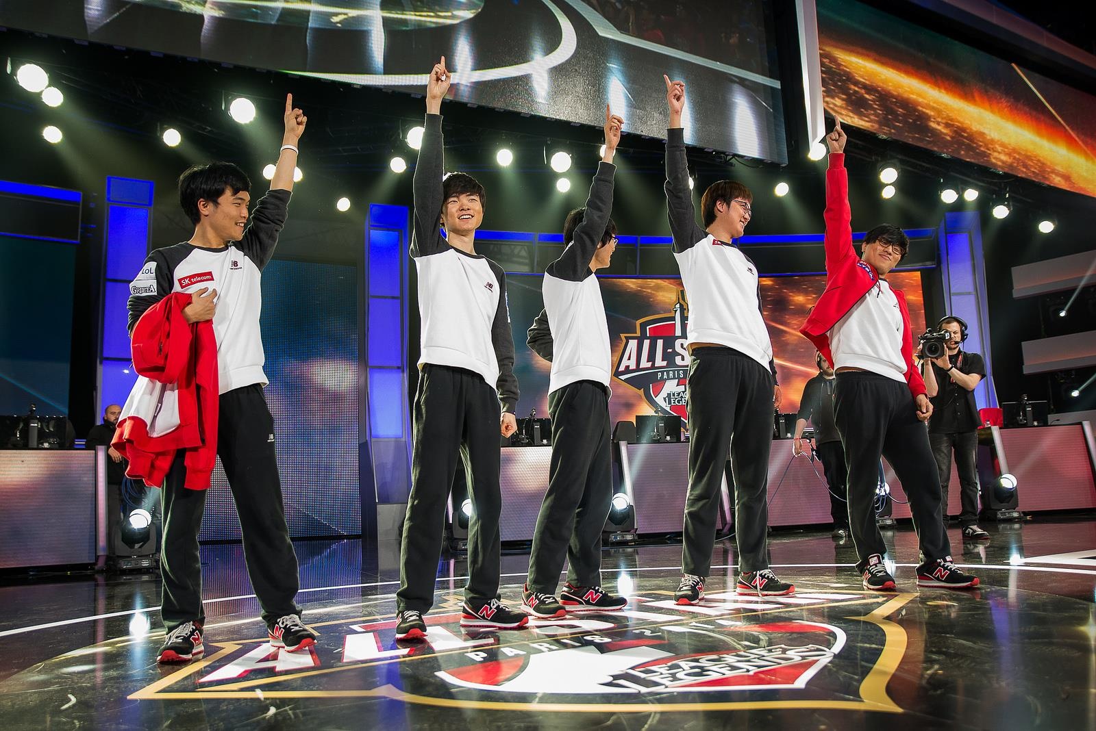 cú trượt dài của những nhà vô địch esports ảnh 5 cu truot dai cua nhung nha vo dich esports anh 5