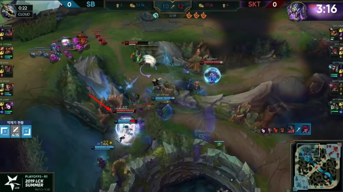 Faker 'nhay mua' giua doi hinh SB voi Ekko hinh anh