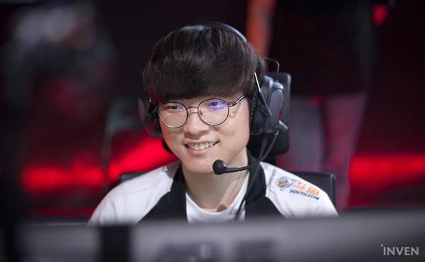 SKT cua Faker vao chung ket the gioi Lien Minh Huyen Thoai hinh anh
