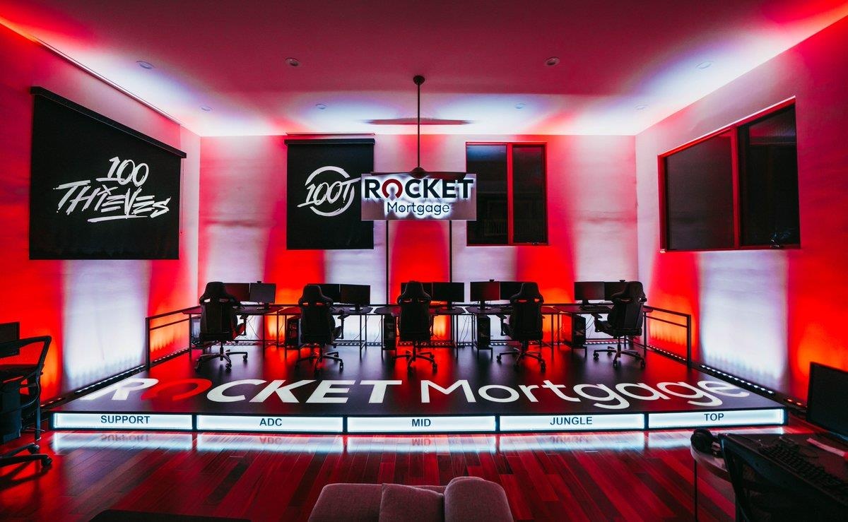 lo trinh cua 100 thieves anh 6