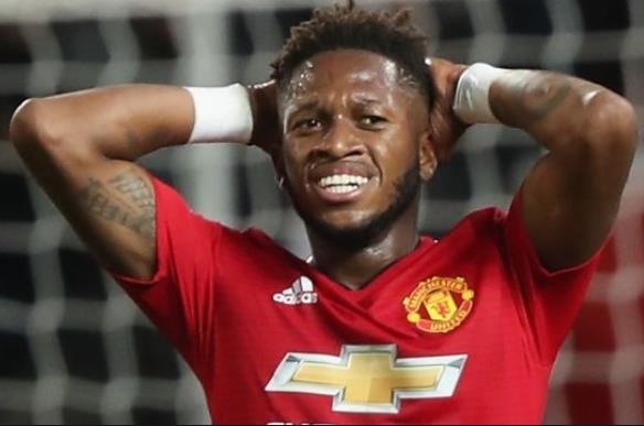 Michael Owen che tien ve Man United hinh anh