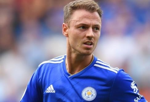 Liverpool thang nho cuu cau thu Man United mac loi hinh anh